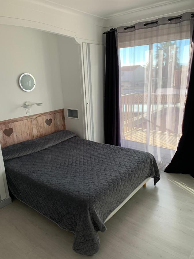 Hotel Le Canetois Ngoại thất bức ảnh
