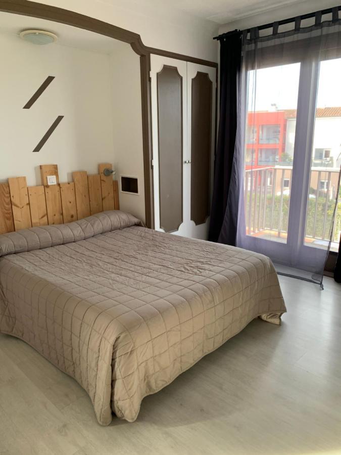 Hotel Le Canetois Ngoại thất bức ảnh